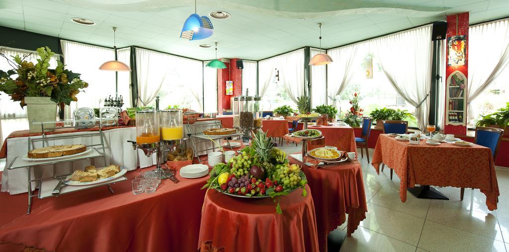 Castagna Palace Hotel & Restaurant Montecchio Maggiore Exterior photo