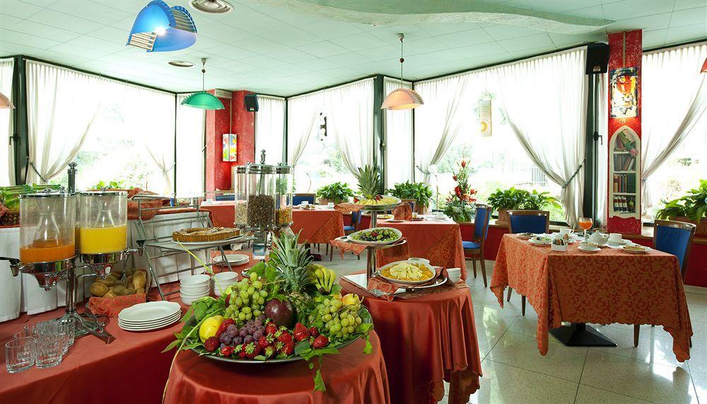 Castagna Palace Hotel & Restaurant Montecchio Maggiore Exterior photo